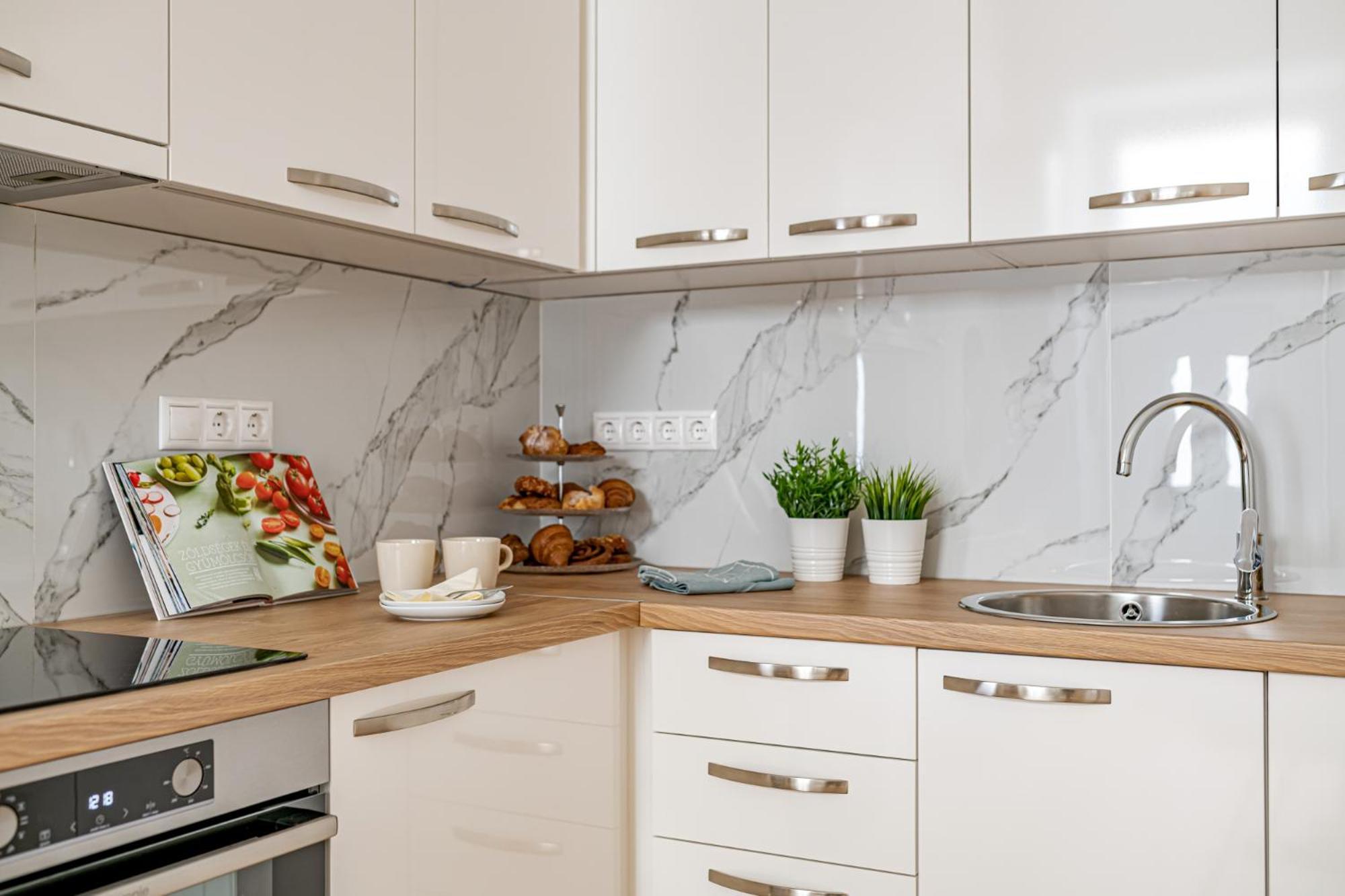 Kr16 Apartment - Hostaid Budapest Ngoại thất bức ảnh